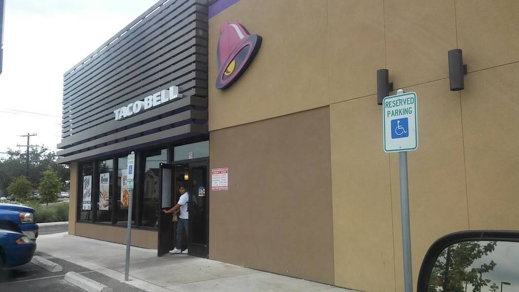 Taco Bell | meal takeaway | 11215 Culebra Rd, San Antonio, TX 78254, USA | 2106889933 OR +1 210-688-9933