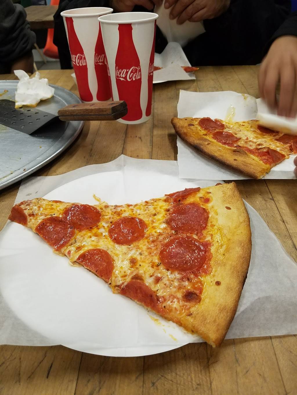 Lamonicas NY Pizza | restaurant | 1066 Gayley Ave, Los Angeles, CA 90024, USA | 3102088671 OR +1 310-208-8671