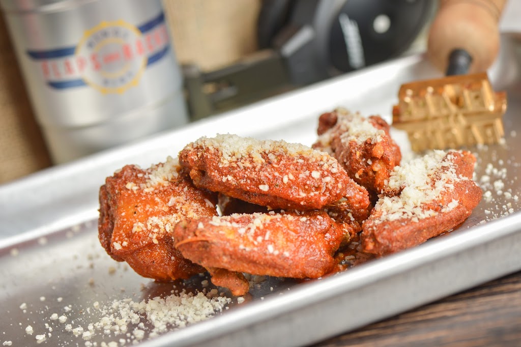 Flaps and Racks | restaurant | 3253 E Valencia Rd, Tucson, AZ 85706, USA | 5204755345 OR +1 520-475-5345