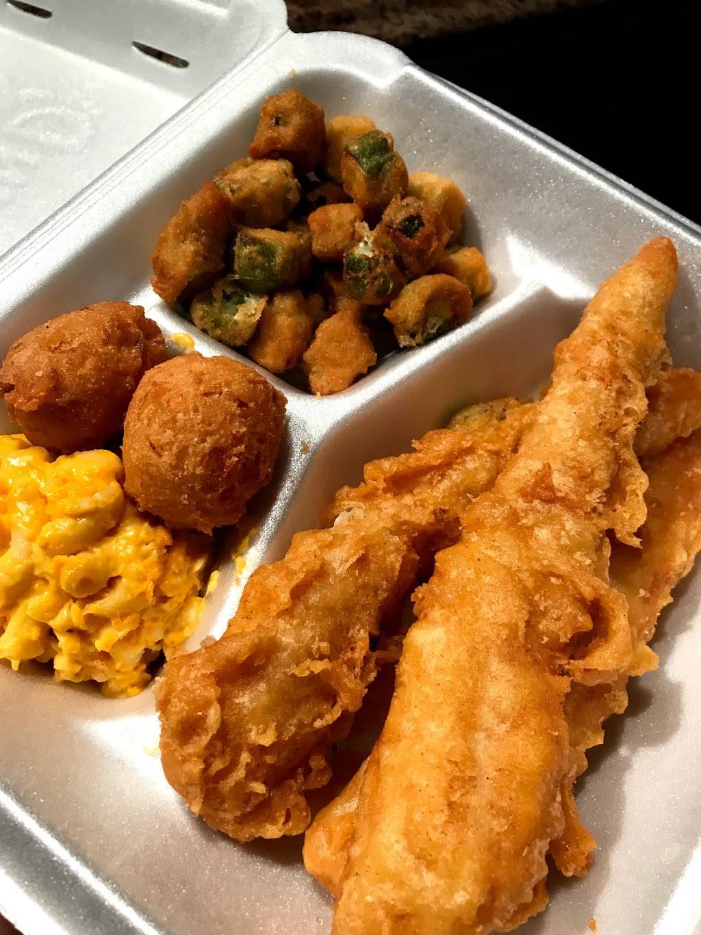 Captain Ds | restaurant | 1438 N Germantown Pkwy, Cordova, TN 38016, USA | 9017585959 OR +1 901-758-5959