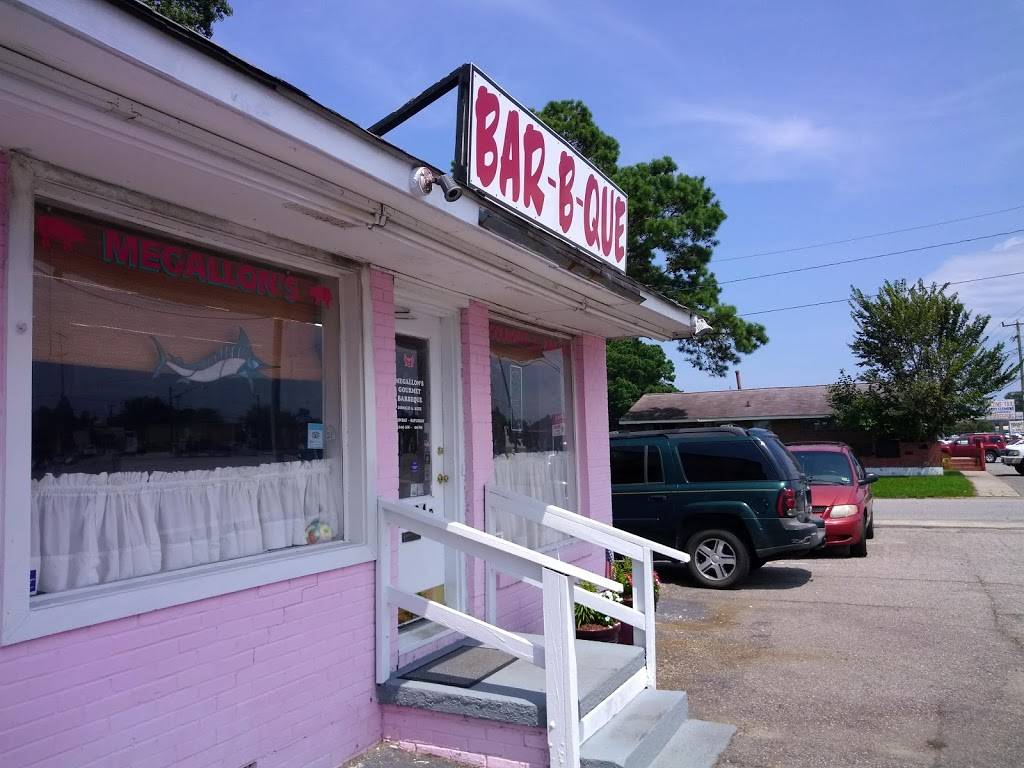 Megallons Gourmet Barbeque | restaurant | 2424 E Little Creek Rd #B, Norfolk, VA 23518, USA | 7575311131 OR +1 757-531-1131