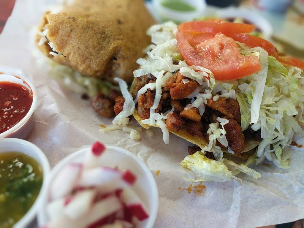 Tacos Y Salsas | restaurant | 1201 S Federal Blvd, Denver, CO 80219, USA | 7203796689 OR +1 720-379-6689