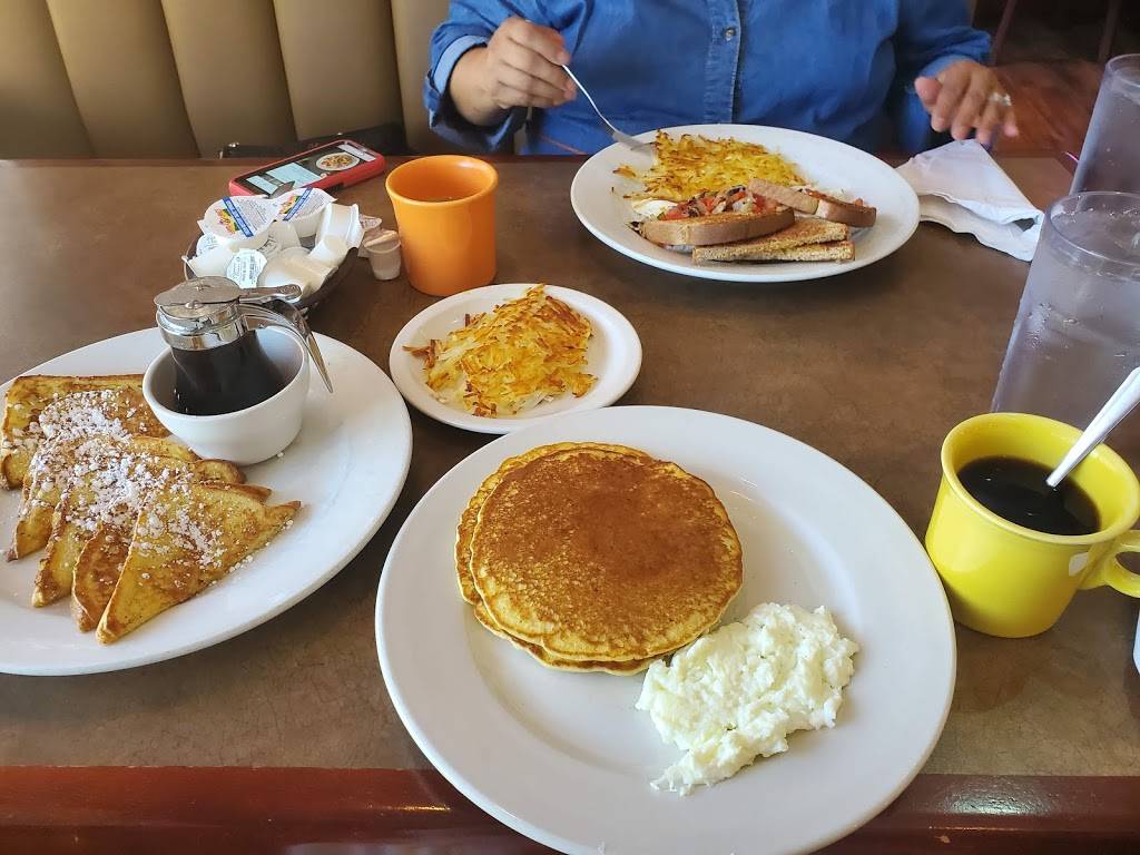 Boathouse Restaurant | restaurant | 6328 Oleander Dr, Wilmington, NC 28403, USA | 9106794224 OR +1 910-679-4224