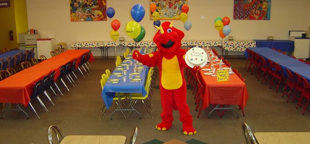 The Peoples Choice Family Fun Center | restaurant | 2411 Grand Ave, Waukegan, IL 60085, USA | 8477374026 OR +1 847-737-4026