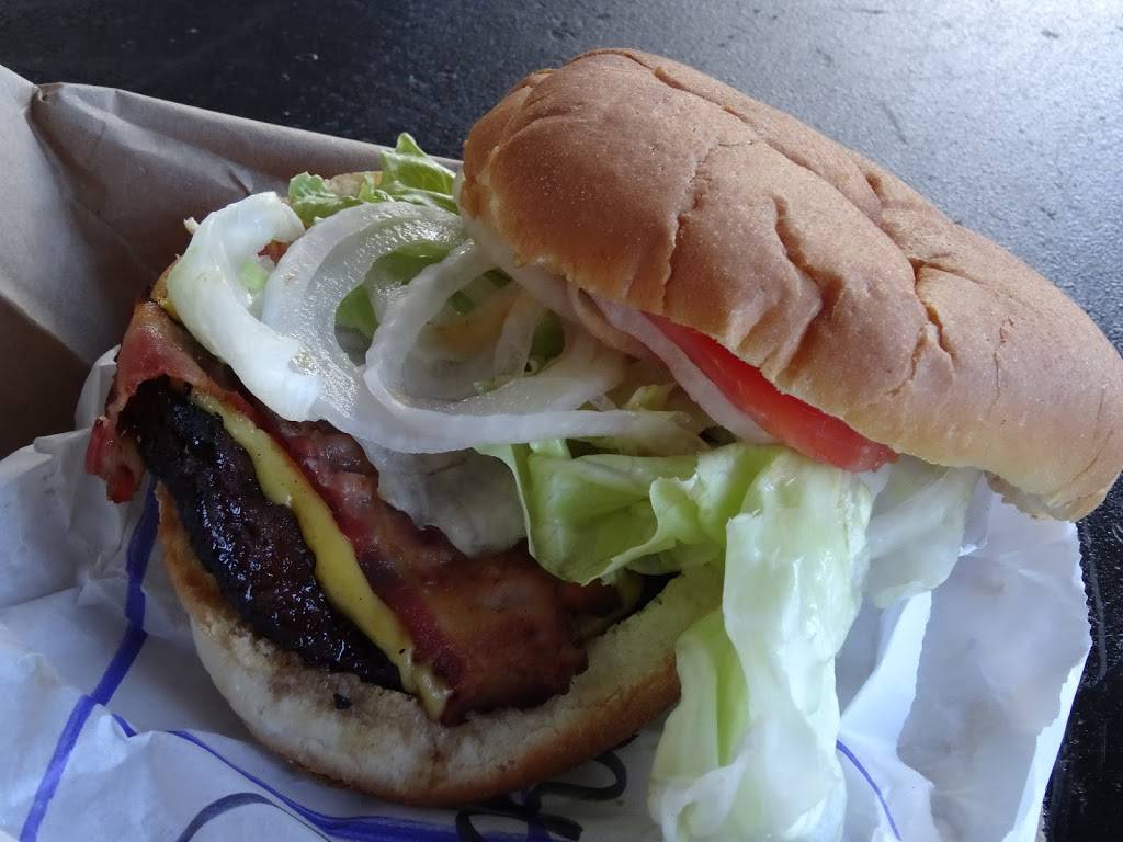 W & M Bar B-Q Burger | restaurant | 3104 Waialae Ave, Honolulu, HI 96816, USA | 8087343350 OR +1 808-734-3350