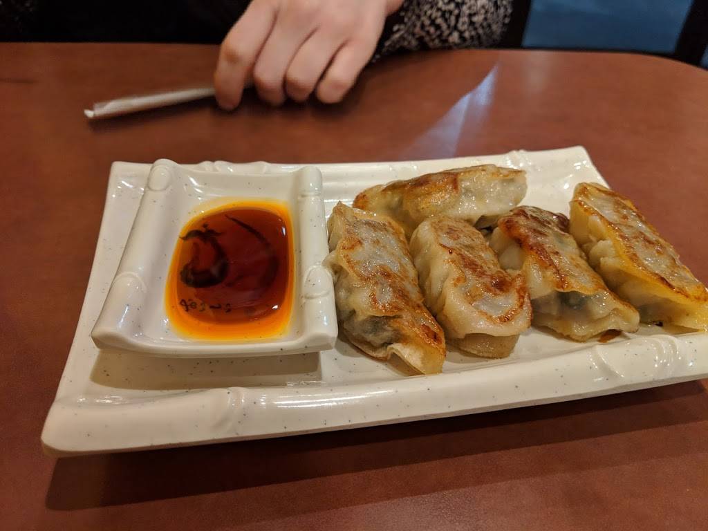 Aloha Ramen Japanese Noodle | restaurant | 3004 NE 127th St, Seattle, WA 98125, USA | 2068383837 OR +1 206-838-3837