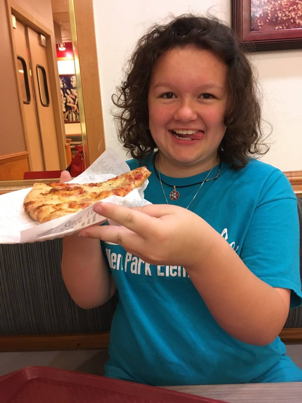 Sbarro | restaurant | 4125 Cleveland Ave, Fort Myers, FL 33901, USA | 2399316015 OR +1 239-931-6015