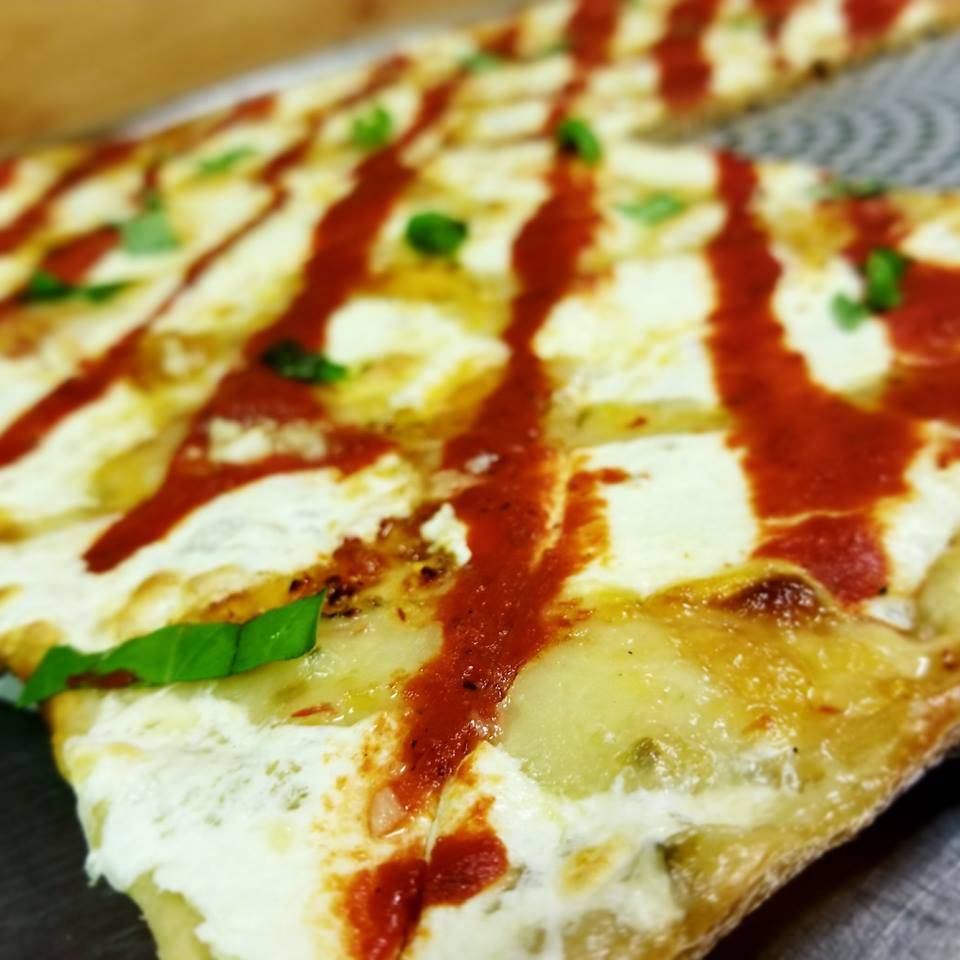 Old Friends Pizza | restaurant | 3665 Hulmeville Rd, Bensalem, PA 19020, USA | 2156388082 OR +1 215-638-8082