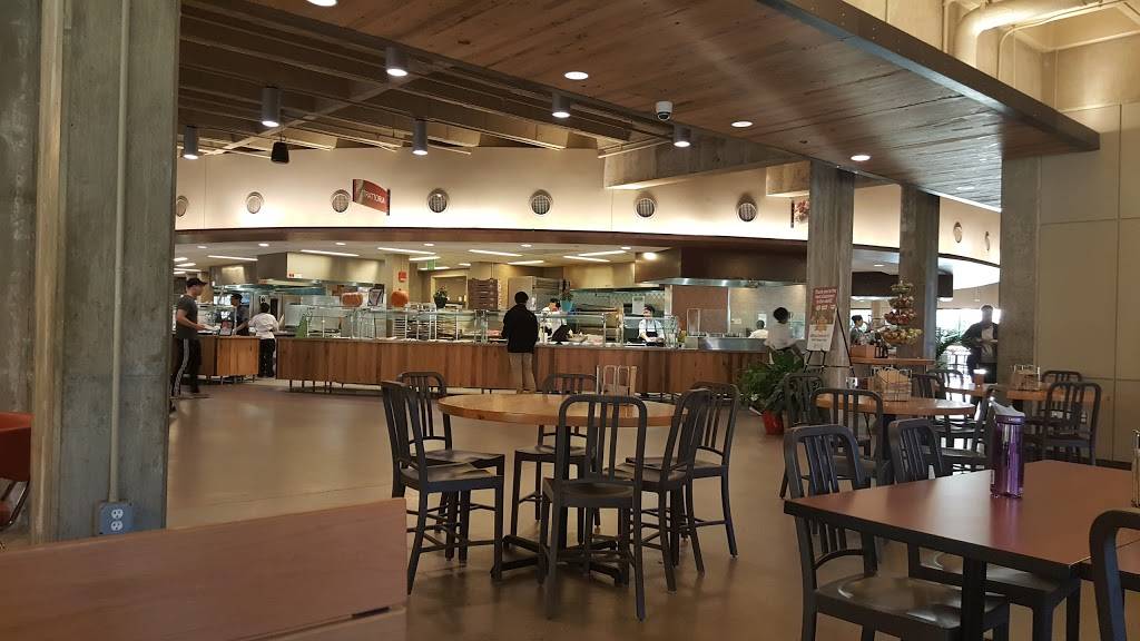 Hampshire Dining Commons | restaurant | 141 Southwest Cir, Amherst, MA 01003, USA | 4135775160 OR +1 413-577-5160