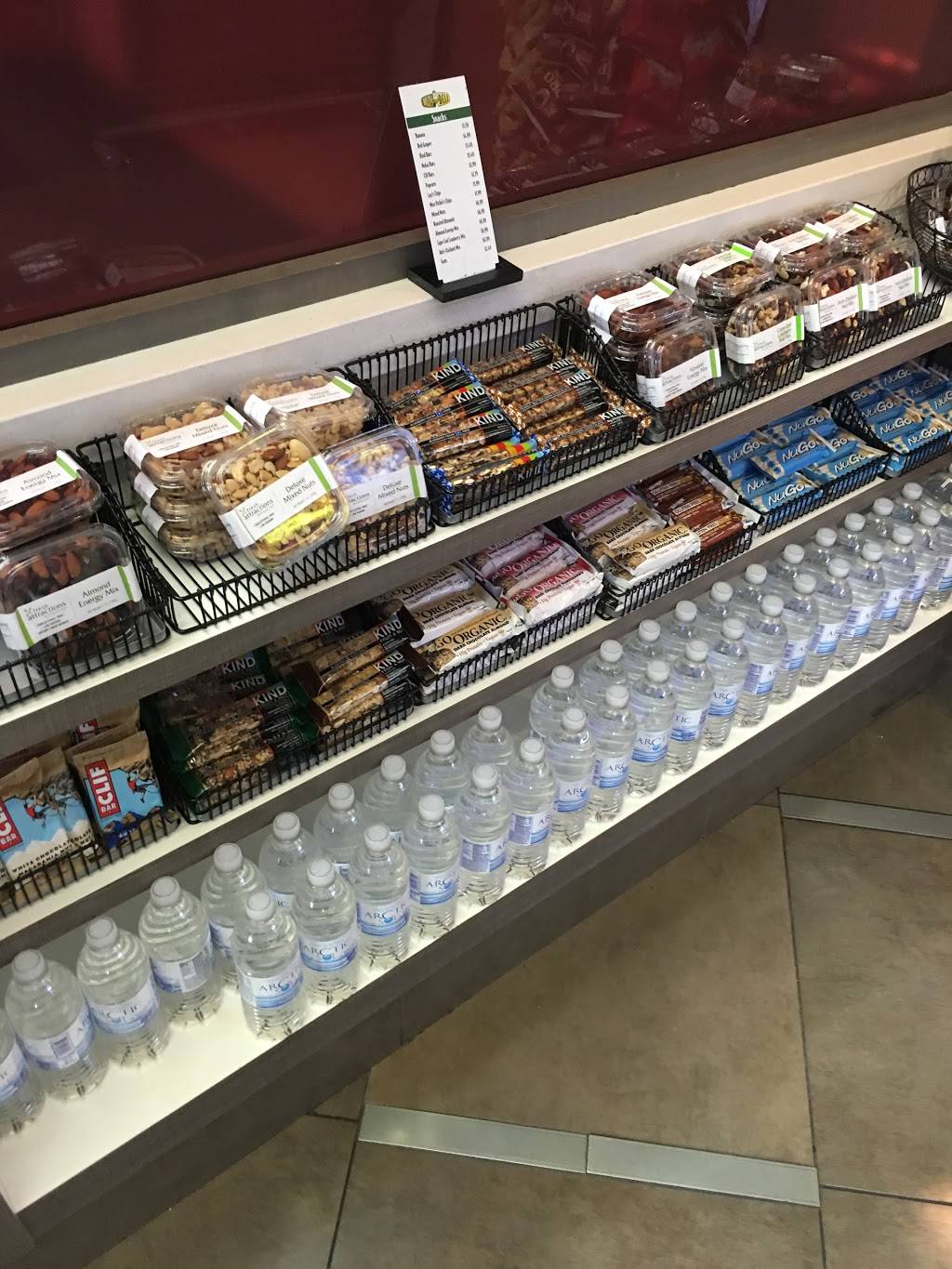 Dillys Deli | restaurant | 3400 E Sky Harbor Blvd, Phoenix, AZ 85034, USA | 6022733300 OR +1 602-273-3300