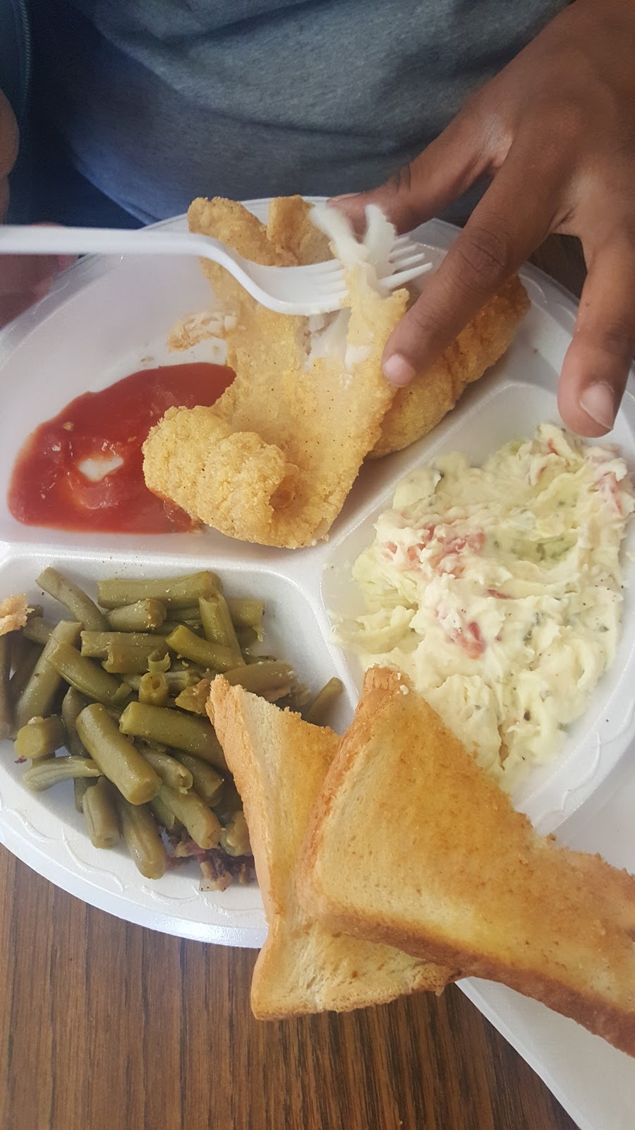 Boomers | restaurant | 910 Broadway St, Delhi, LA 71232, USA | 3188789647 OR +1 318-878-9647