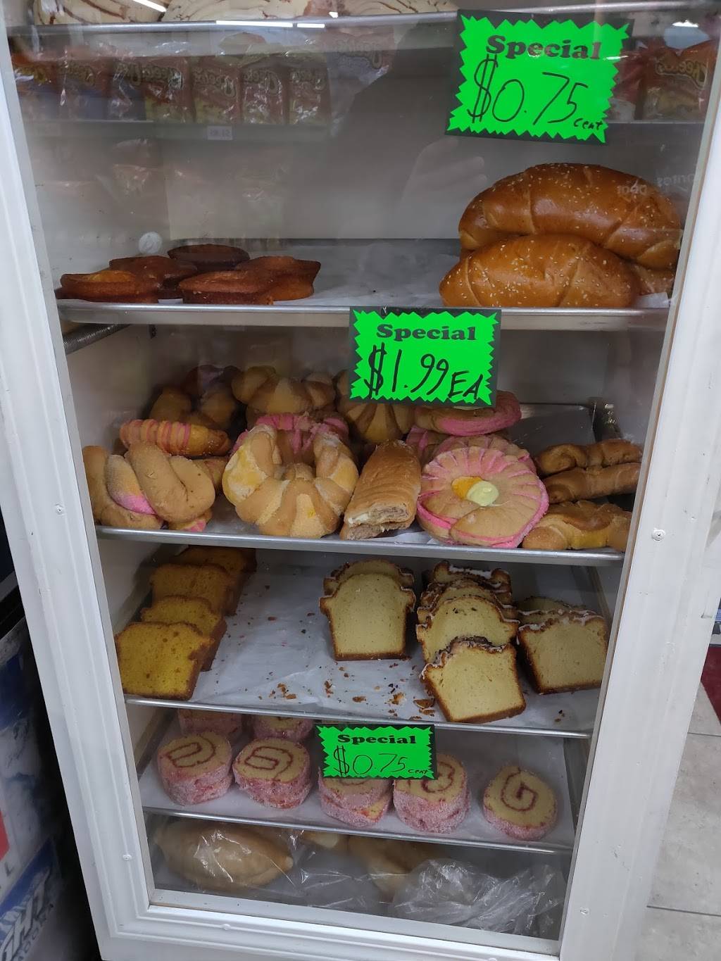 Sunrise Food Market & Liquor | restaurant | 527 Sunrise Ave, Madera, CA 93638, USA | 5596733802 OR +1 559-673-3802