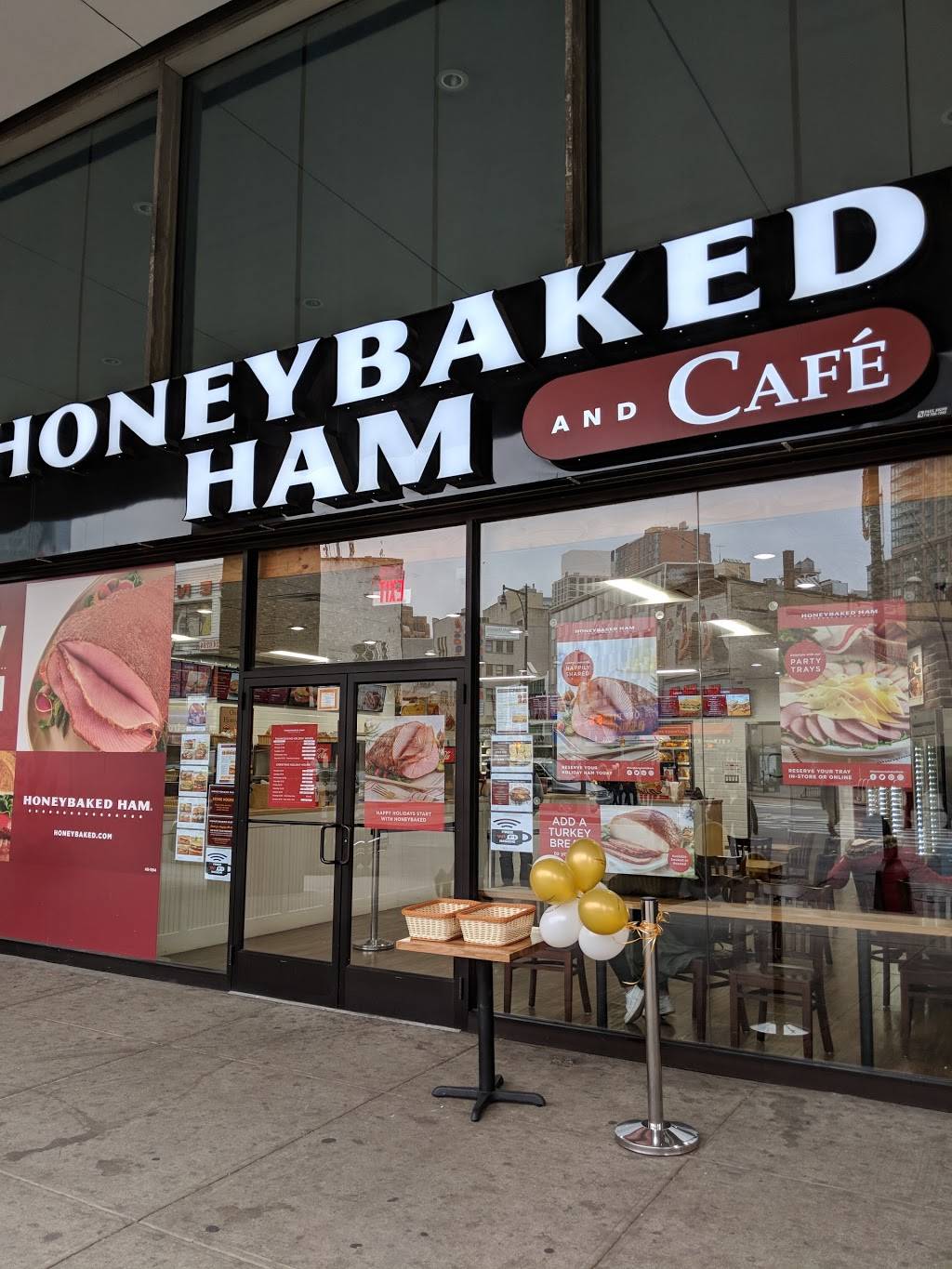 The Honey Baked Ham Company | cafe | 395A Flatbush Ave Ext, Brooklyn, NY 11201, USA | 7182430960 OR +1 718-243-0960