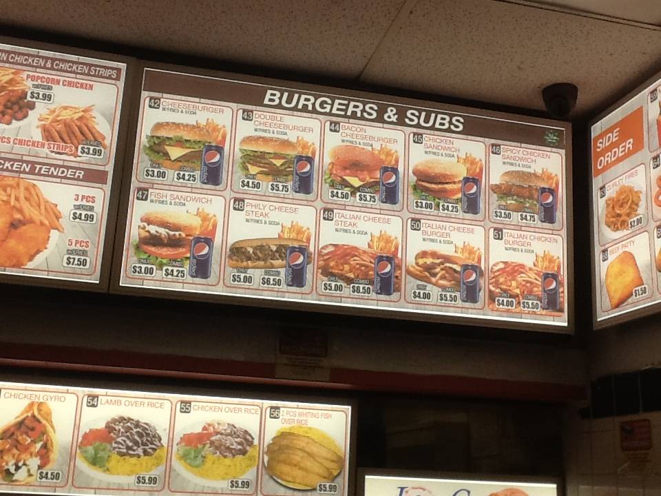 Goldys Fried Chicken | restaurant | 2660, 670 Bergen Ave, Jersey City, NJ 07304, USA | 2014358878 OR +1 201-435-8878