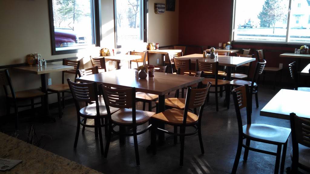 Old Macs Drive Thru | cafe | 203 Loda St, Dieterich, IL 62424, USA | 2179255588 OR +1 217-925-5588