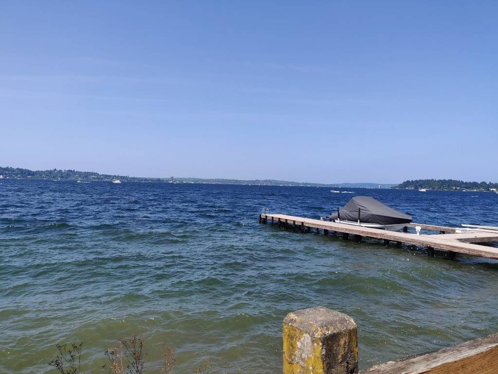 Roanoke Inn | restaurant | 1825 72nd Ave SE, Mercer Island, WA 98040, USA | 2062320800 OR +1 206-232-0800