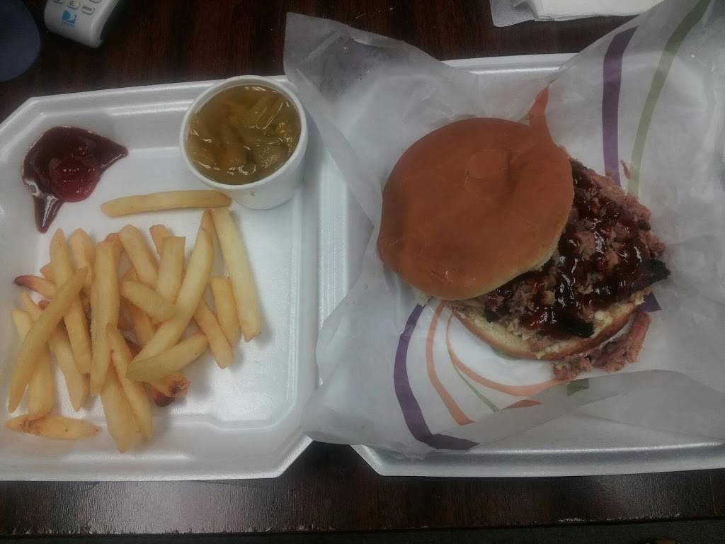 Browns Delta Bar-B-Q | restaurant | 4007 US-67, Pocahontas, AR 72455, USA | 8708920142 OR +1 870-892-0142