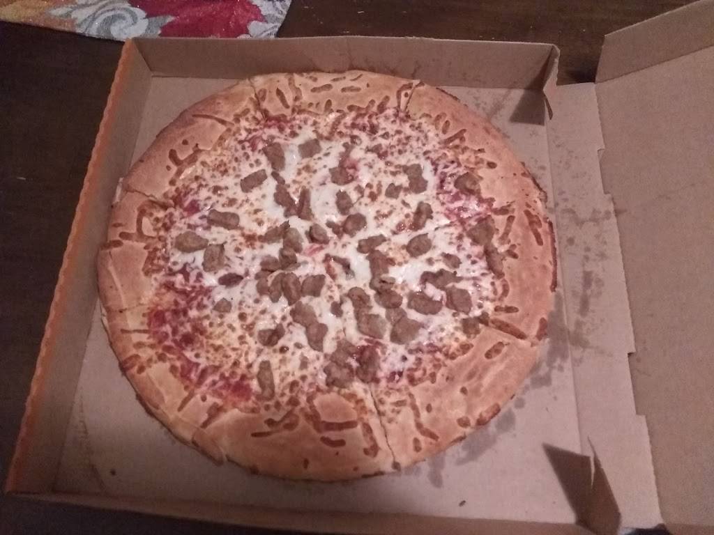 Little Caesars Pizza | meal takeaway | 557 S Green Bay Rd, Waukegan, IL 60085, USA | 8476728706 OR +1 847-672-8706