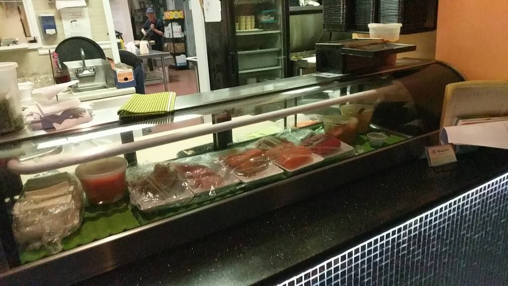 Makoto | restaurant | 2182 US-41, Greenbrier, TN 37073, USA | 6158630179 OR +1 615-863-0179