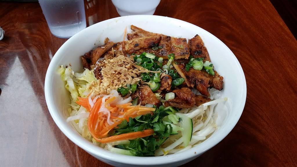 Pho Nam | restaurant | 15035 SW Barrows Rd, Beaverton, OR 97007, USA | 5037473114 OR +1 503-747-3114