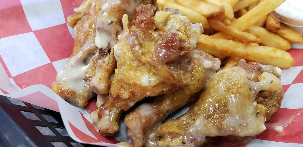 House of Wings | restaurant | 46 School St, Glen Cove, NY 11542, USA | 5167239378 OR +1 516-723-9378