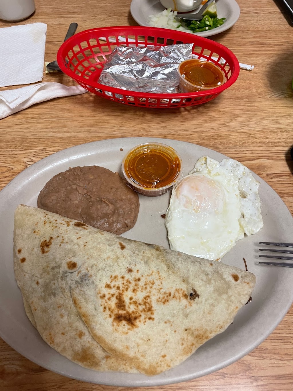 Chapitas Restaurant | restaurant | 1635 N 77 Sunshine Strip, Harlingen, TX 78550, USA | 9564128334 OR +1 956-412-8334