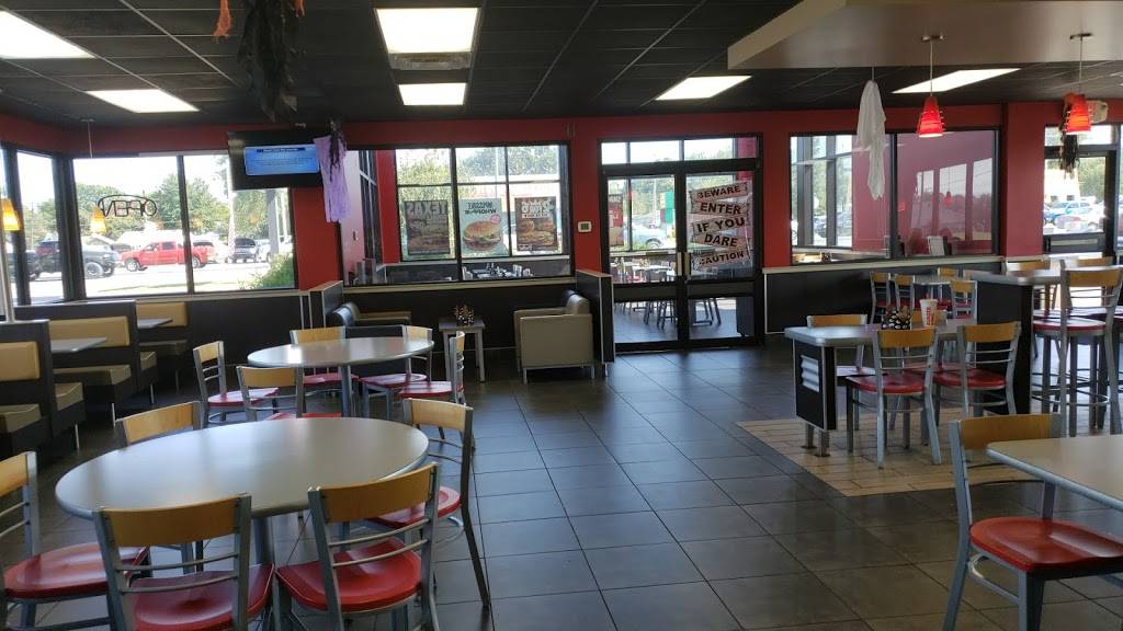 Burger King | restaurant | 1312 S Madison St, Webb City, MO 64870, USA | 4176733832 OR +1 417-673-3832