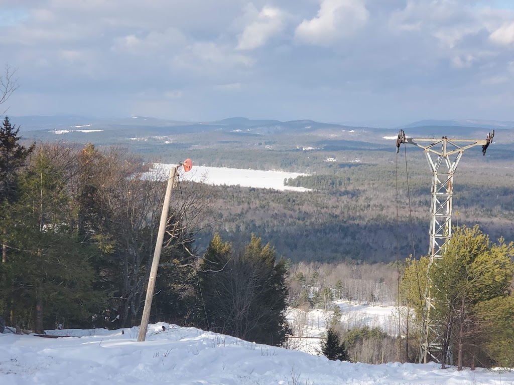 Moose Mountain Recreation, LLC | restaurant | 107 Moose Mountain Rd, Brookfield, NH 03872, USA | 6035220153 OR +1 603-522-0153