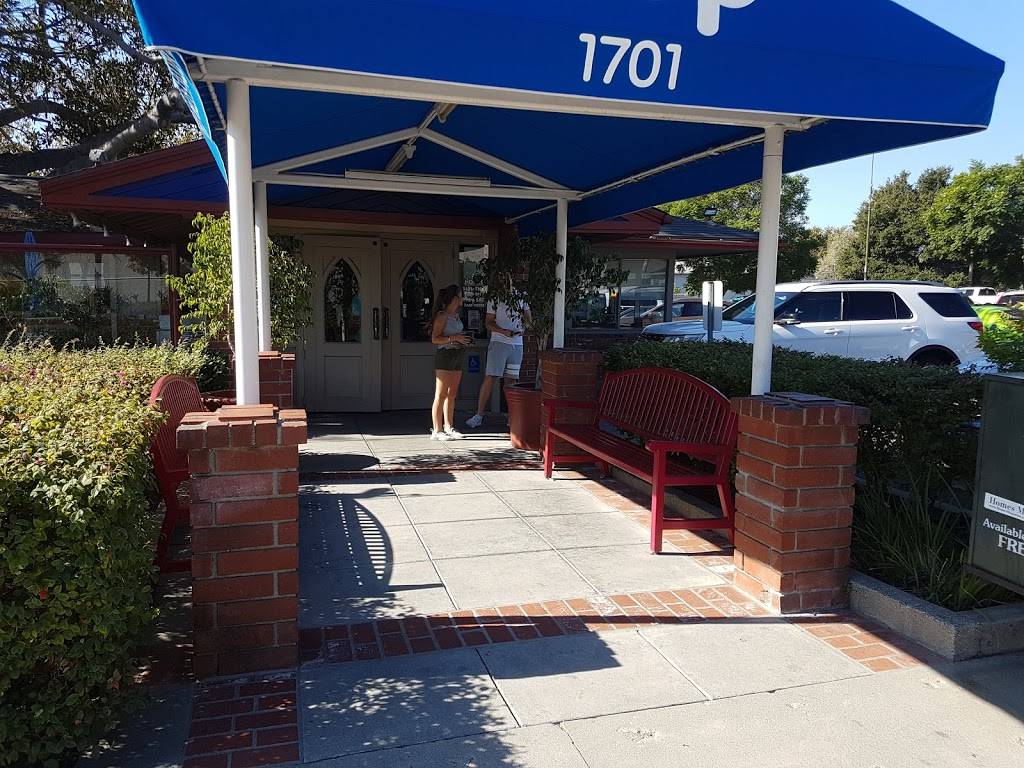 IHOP | bakery | 1701 State St, Santa Barbara, CA 93101, USA | 8058981886 OR +1 805-898-1886