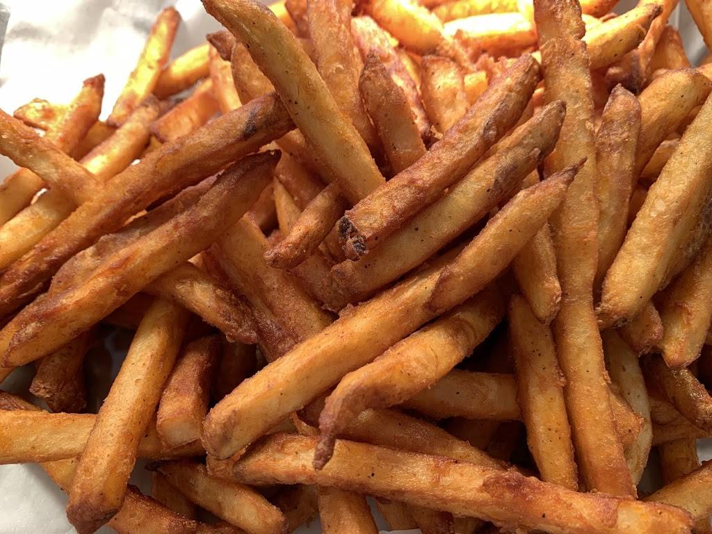 Krispy Krunchy Chicken | restaurant | 4300 S State St, Chicago, IL 60609, USA | 7739246448 OR +1 773-924-6448