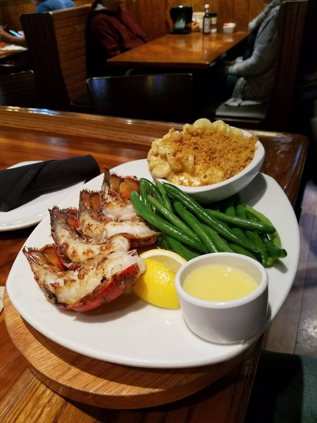 Outback Steakhouse | restaurant | 4619 Redwood Dr, Rohnert Park, CA 94928, USA | 7075847161 OR +1 707-584-7161