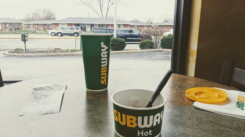 Subway | restaurant | 1014 S 3rd St, Terre Haute, IN 47802, USA | 8122328483 OR +1 812-232-8483