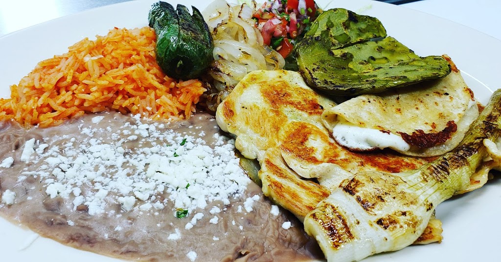 Don Pancho | restaurant | 6803 N Armenia Ave, Tampa, FL 33604, USA | 8132524953 OR +1 813-252-4953
