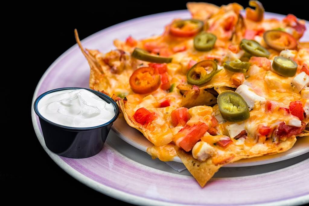 Broadway Bar & Grill | restaurant | 3775 Strandherd Dr, Nepean, ON K2J 4B1, Canada | 6138256533 OR +1 613-825-6533