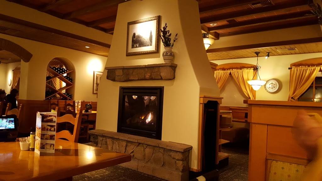 Olive Garden Italian Restaurant | meal takeaway | 7 Tobias Boland Way, Worcester, MA 01607, USA | 5087555268 OR +1 508-755-5268