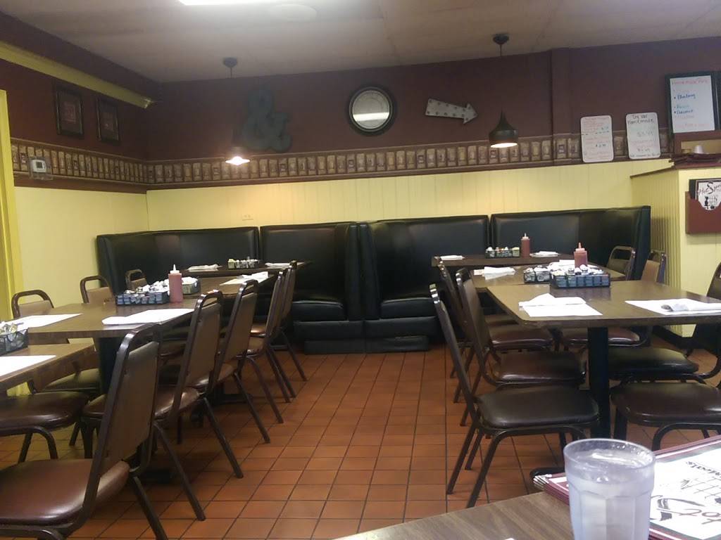 Hot Spot | restaurant | 361 E St Joseph St, Coloma, MI 49038, USA | 2694687670 OR +1 269-468-7670