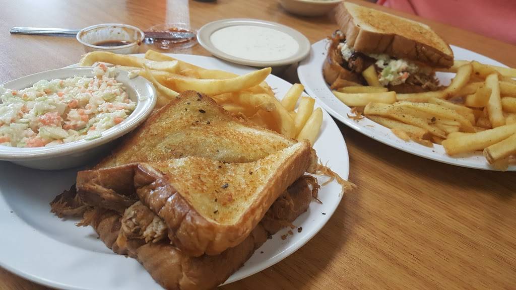 Cozy Corner Cafe | restaurant | 2425 N Courtenay Pkwy #108, Merritt Island, FL 32953, USA | 3214520305 OR +1 321-452-0305