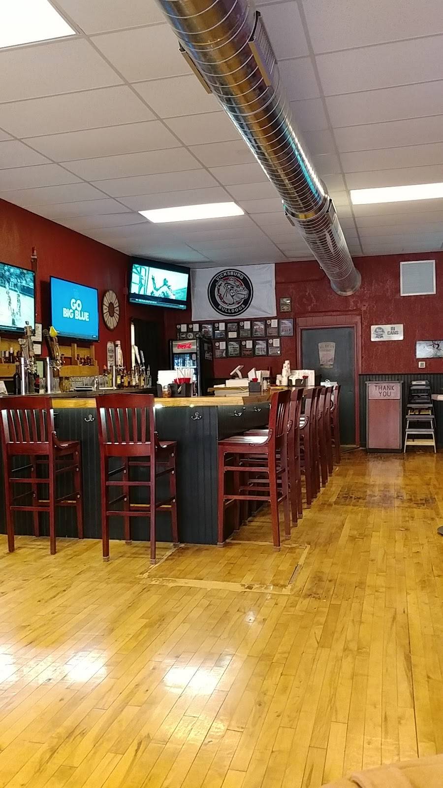 Jaspares Pizza & Italian Food | restaurant | 111 S Main St, Vicksburg, MI 49097, USA | 2696493975 OR +1 269-649-3975