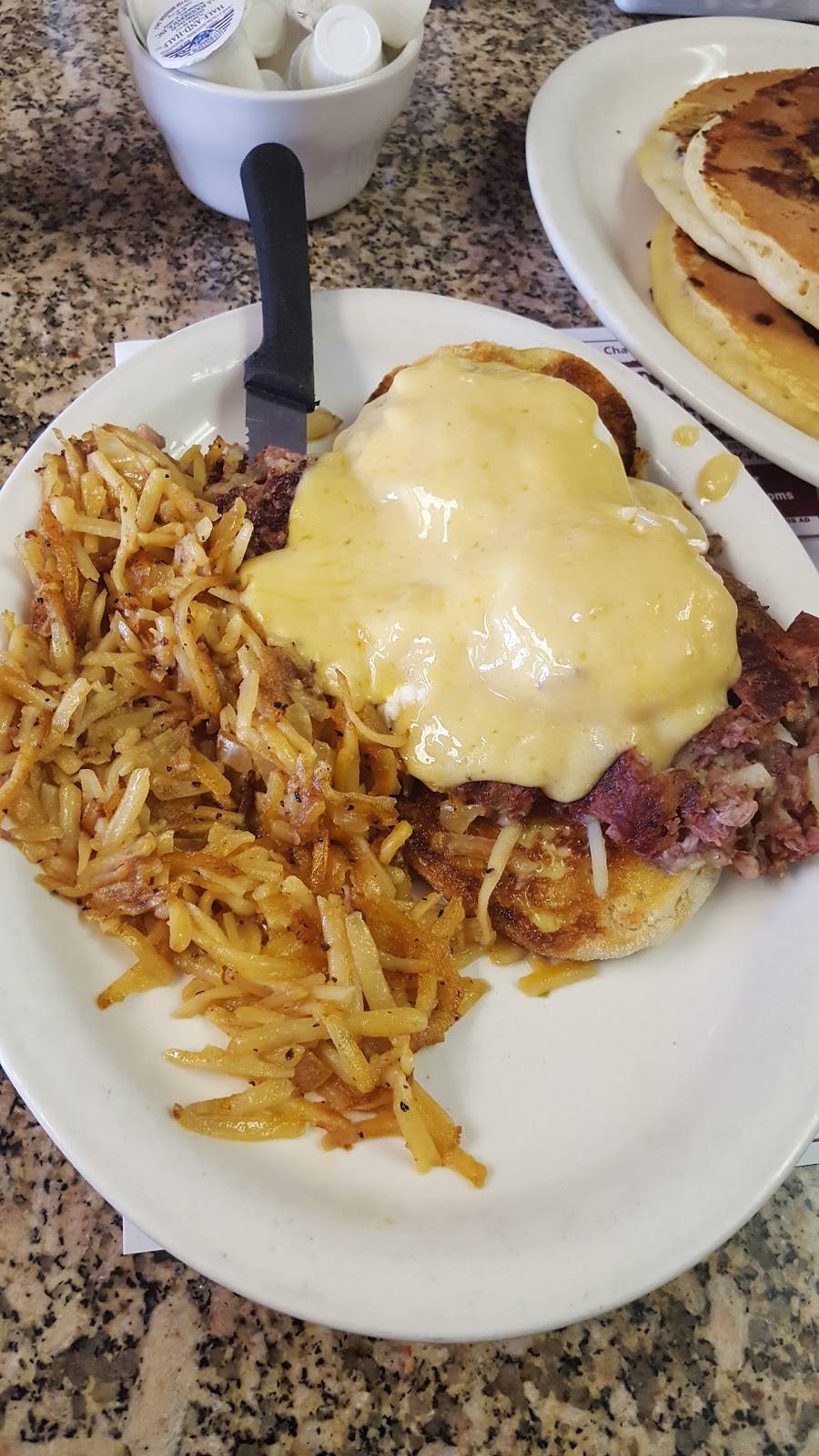 122 Diner | restaurant | 1392 Main St, Holden, MA 01520, USA | 5082100707 OR +1 508-210-0707