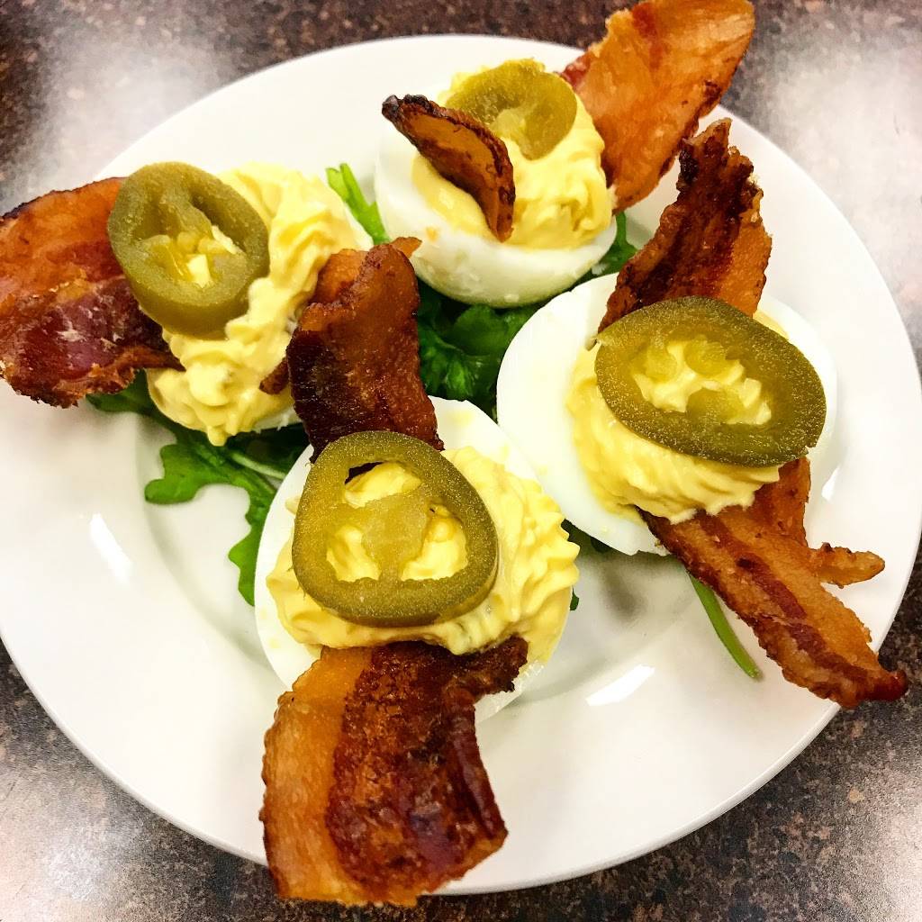 Benjies Munch | restaurant | 1218 W Bitters Rd Suite 107, San Antonio, TX 78216, USA | 2105568624 OR +1 210-556-8624