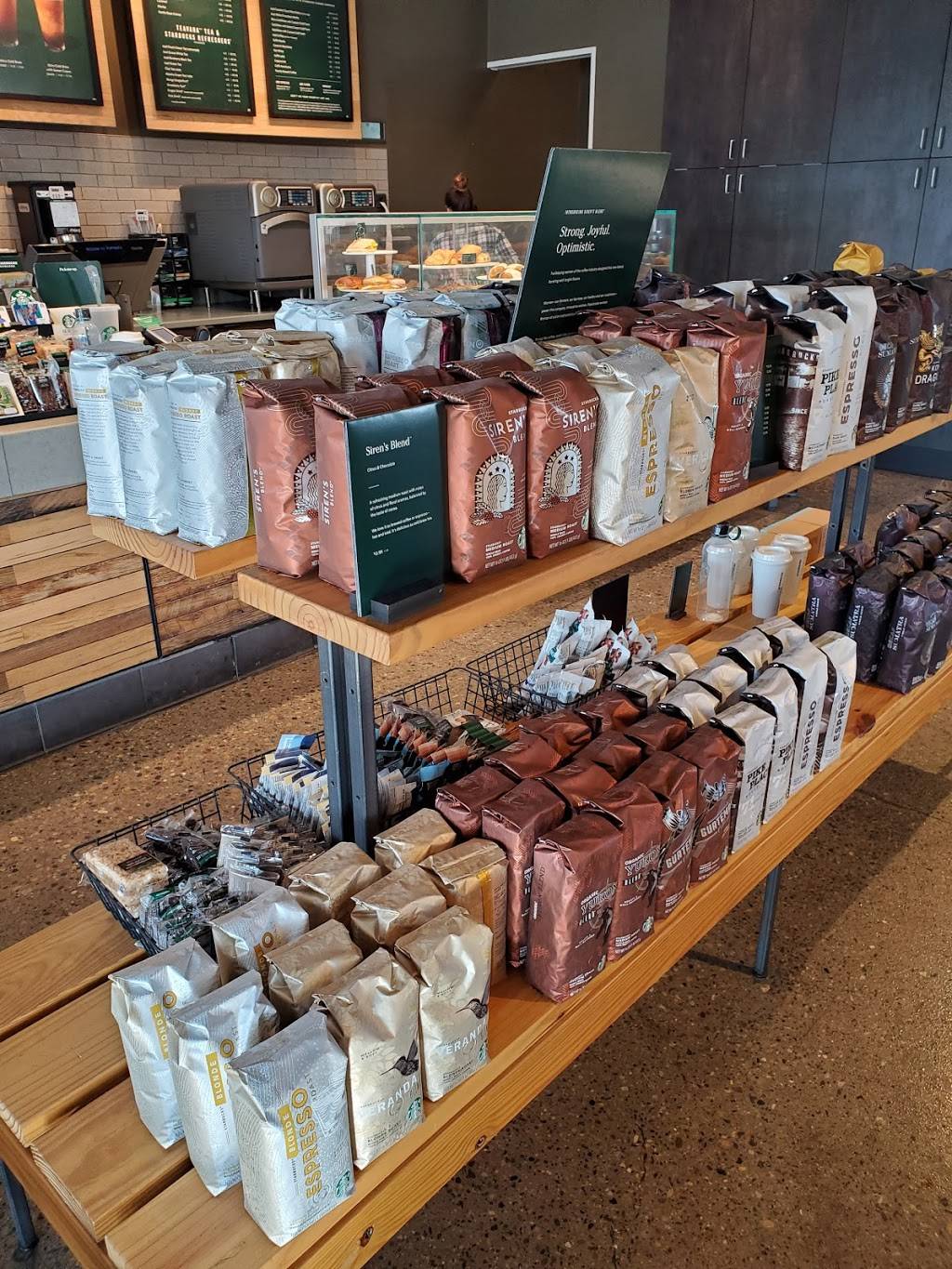 Starbucks | cafe | 4107 Wilder Rd #2, Bay City, MI 48706, USA | 9895452689 OR +1 989-545-2689