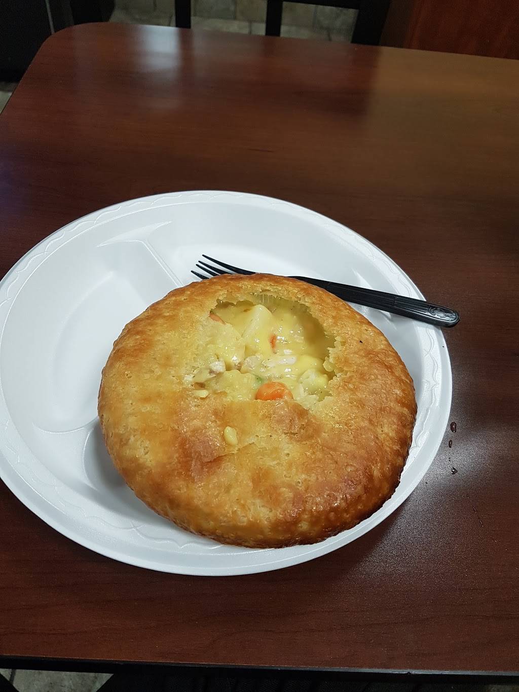 Lees Famous Recipe Chicken | restaurant | 2412 Grand Ave, Wausau, WI 54403, USA | 7158457206 OR +1 715-845-7206