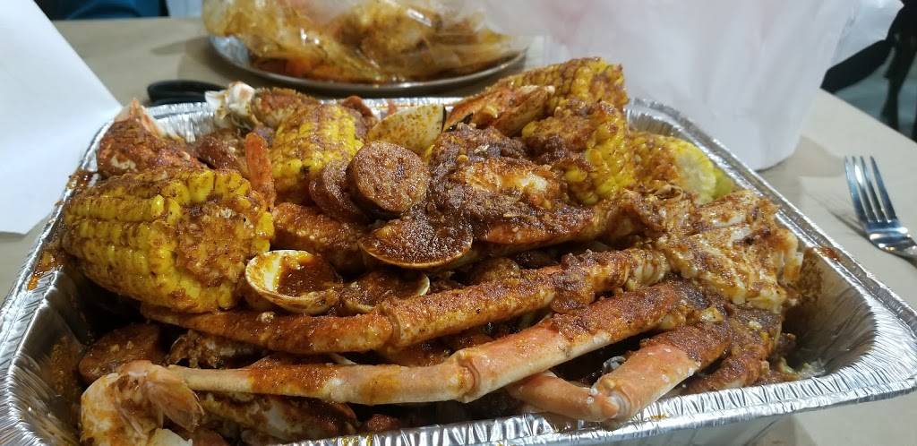 Mr. & Mrs. Crab | restaurant | 3875 S Kirkman Rd, Orlando, FL 32811, USA | 4077514900 OR +1 407-751-4900