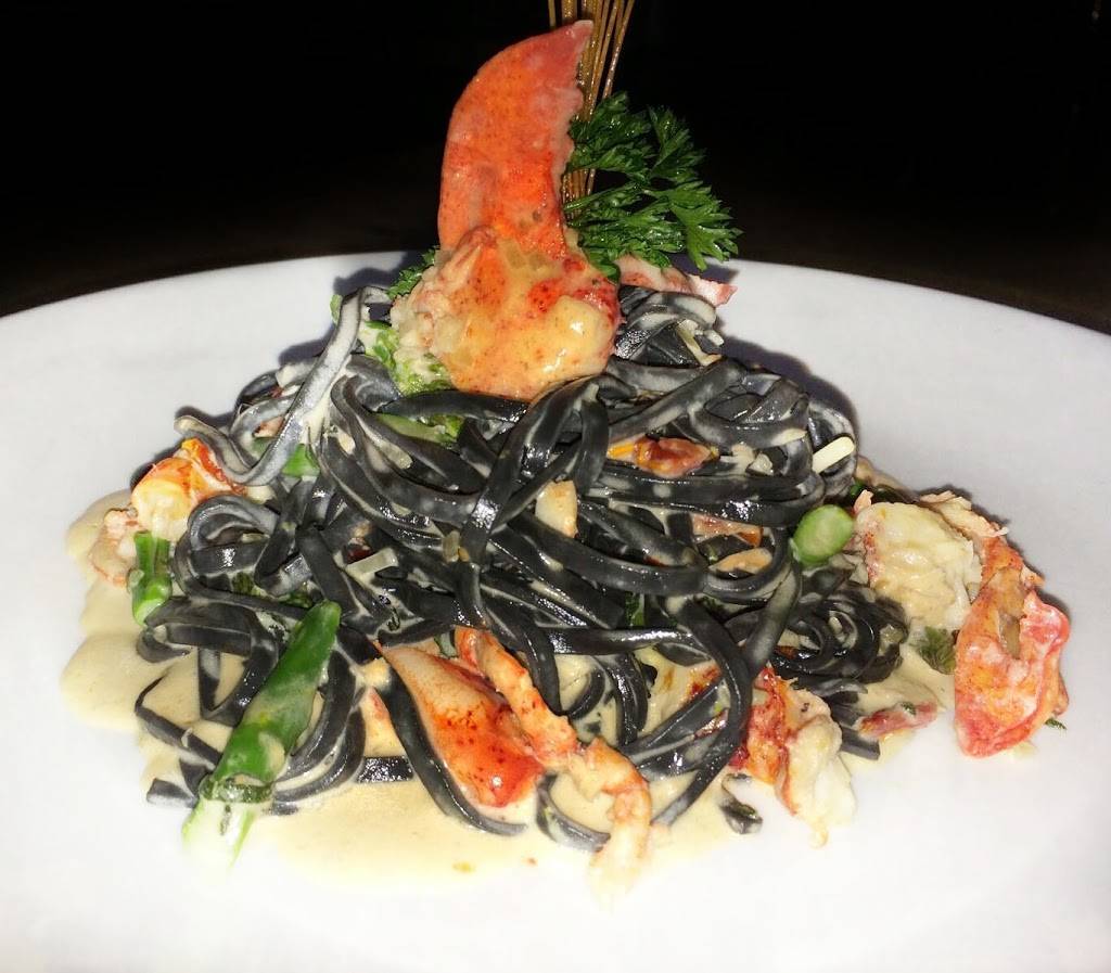 Quattro Pazzi | restaurant | 269 Bedford St, Stamford, CT 06901, USA | 2033247000 OR +1 203-324-7000