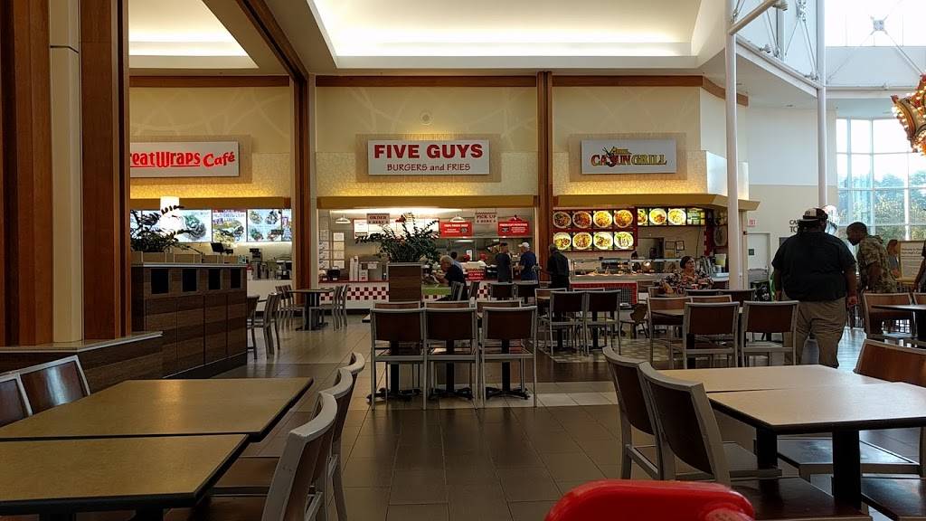 Five Guys | meal takeaway | 2192 North Point Cir, Alpharetta, GA 30022, USA | 6783930065 OR +1 678-393-0065