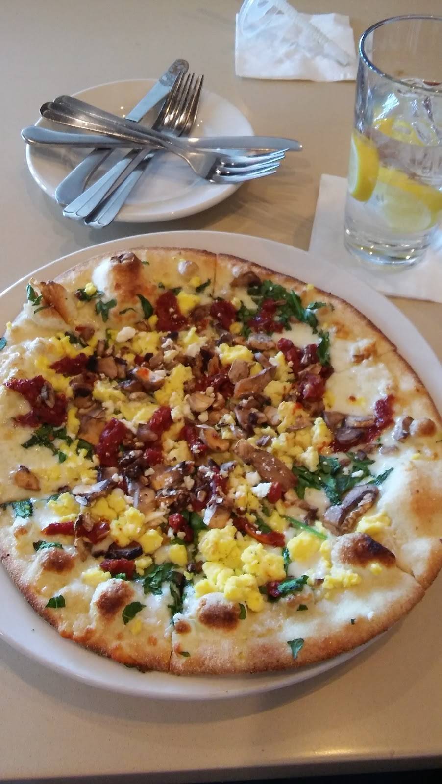 Brixx Wood Fired Pizza - Southern Pines | restaurant | 200 Brucewood Rd, Southern Pines, NC 28387, USA | 9103652000 OR +1 910-365-2000