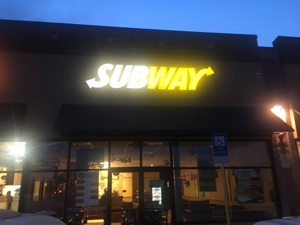 Subway Restaurants | restaurant | 154 Market Street Suite 6A-2 Rutherford Crossing, Winchester, VA 22603, USA | 5406621782 OR +1 540-662-1782