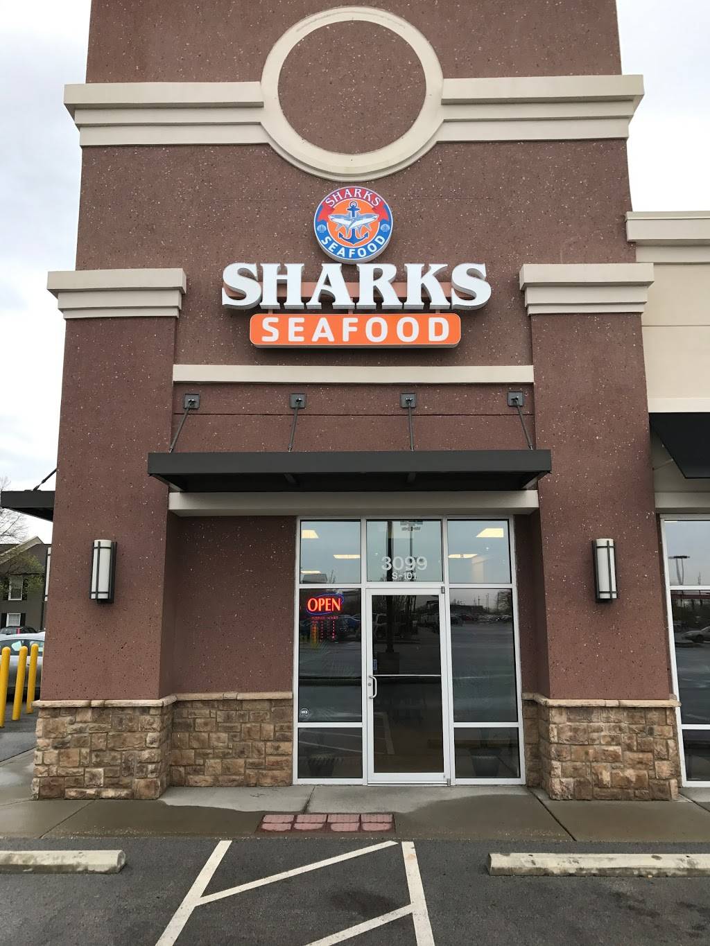 Sharks Seafood | restaurant | 3099 Breckenridge Ln Suite 101, Louisville, KY 40220, USA | 5024505775 OR +1 502-450-5775
