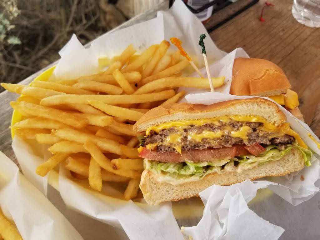 Crystal Cove Shake Shack | restaurant | 7703 East Coast Hwy, Newport Beach, CA 92657, USA | 9494640100 OR +1 949-464-0100