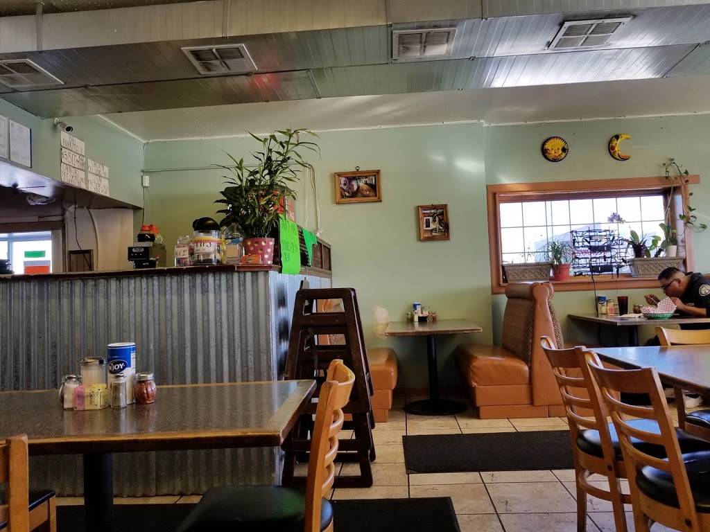 El Zarape | restaurant | 1065 Federal Blvd, Denver, CO 80204, USA | 3038930394 OR +1 303-893-0394